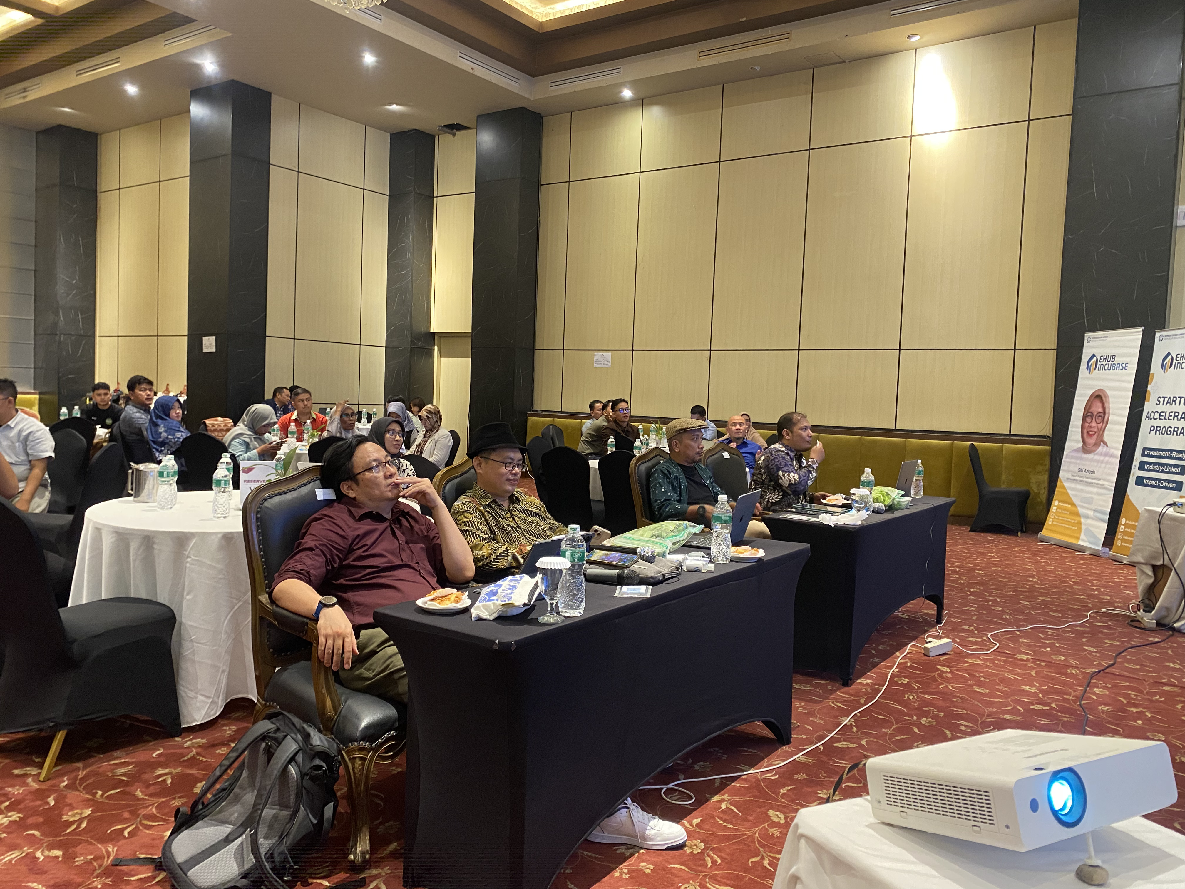 Intensive Lab Padang: Menguatkan Fondasi Startup Menuju Akselerasi Nasional